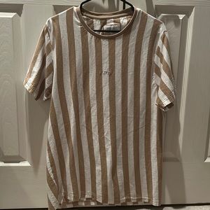 Vertical stripe T-shirt